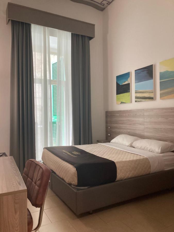 4Stanze Hotel Наполи Екстериор снимка