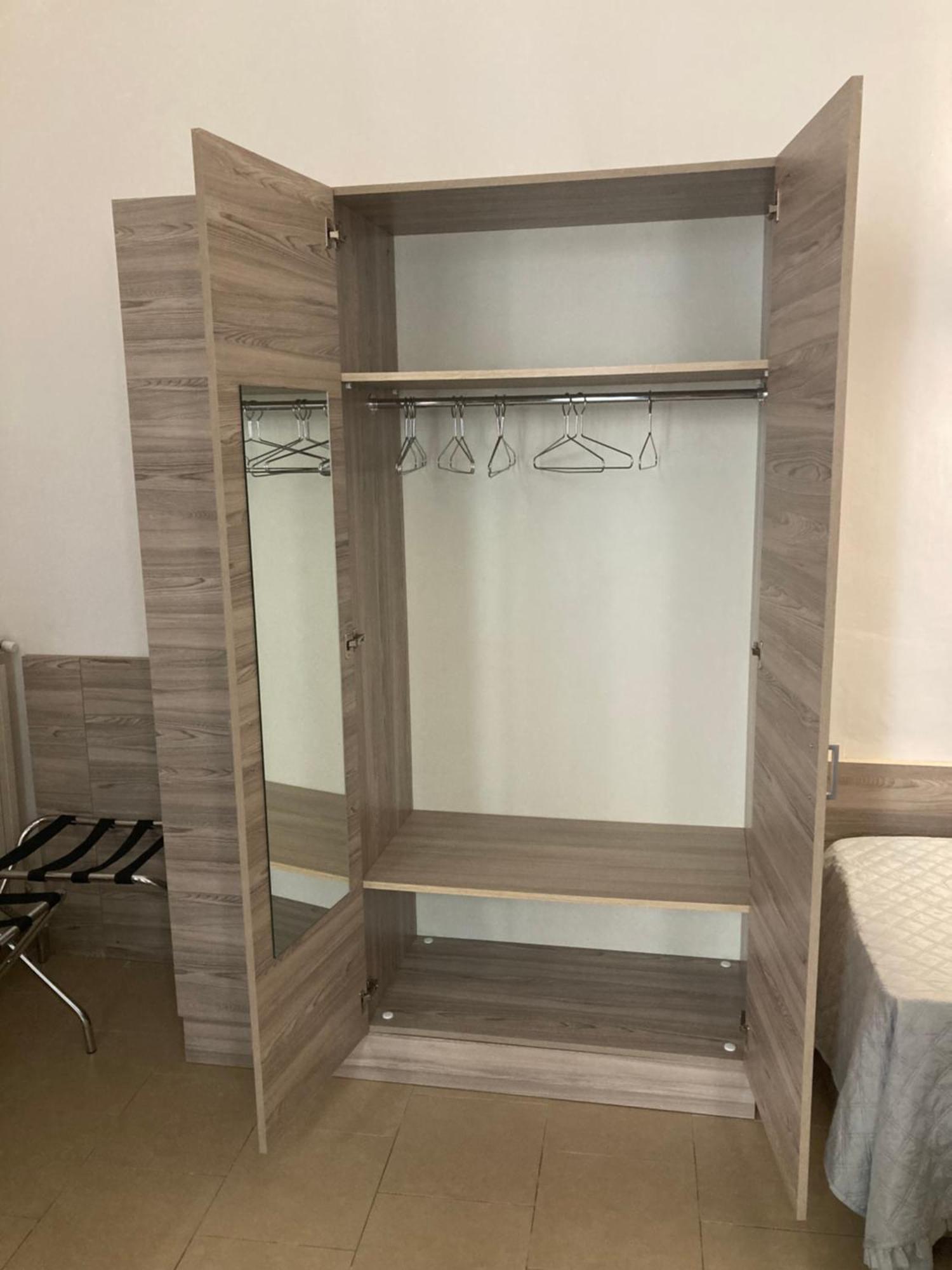 4Stanze Hotel Наполи Екстериор снимка