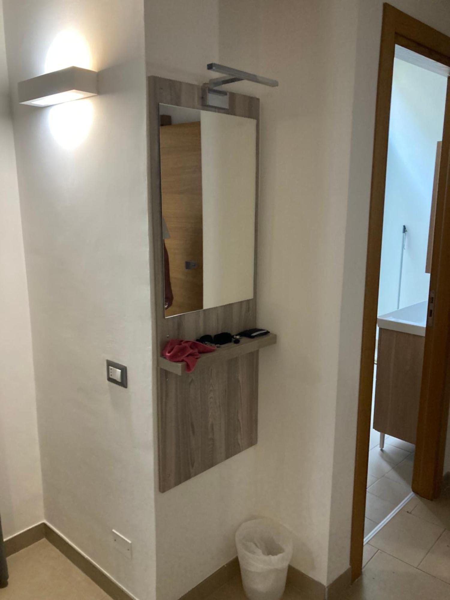 4Stanze Hotel Наполи Екстериор снимка