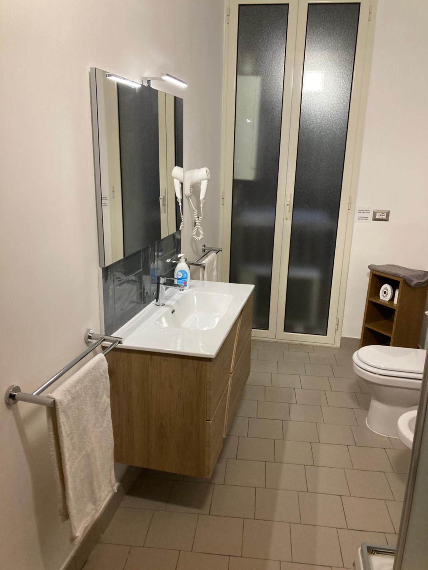 4Stanze Hotel Наполи Екстериор снимка